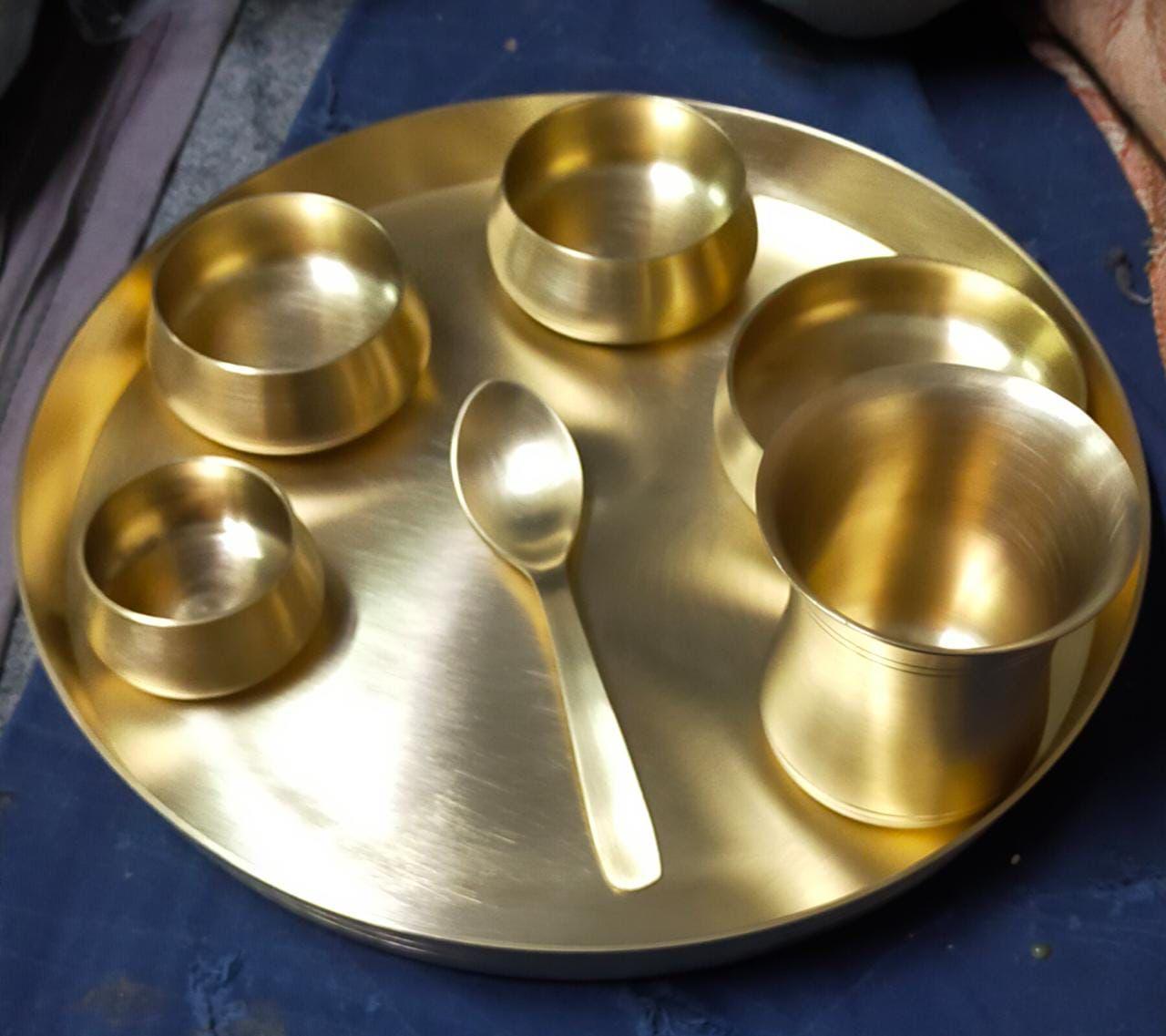 Brass Thali Dinner Set of 7 pieces – Handcrafted Indian Serveware